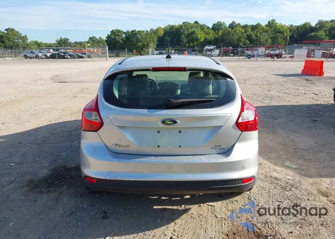 2012 Ford Focus z USA, uszkodzony, nr VIN 1FAHT3M28CL367166